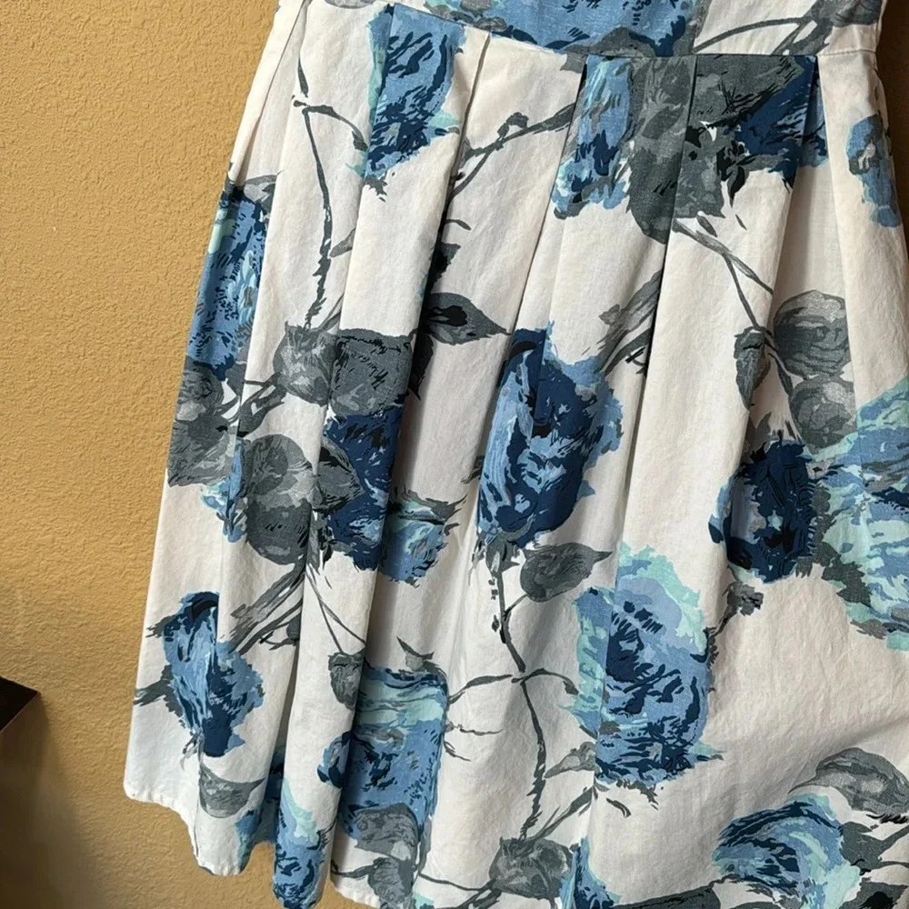 Lazy Bones Alice  Floral Dress. small - Picture 4 of 6